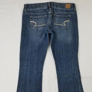 American Eagle Stretch Artist Size 4 Short Jeans